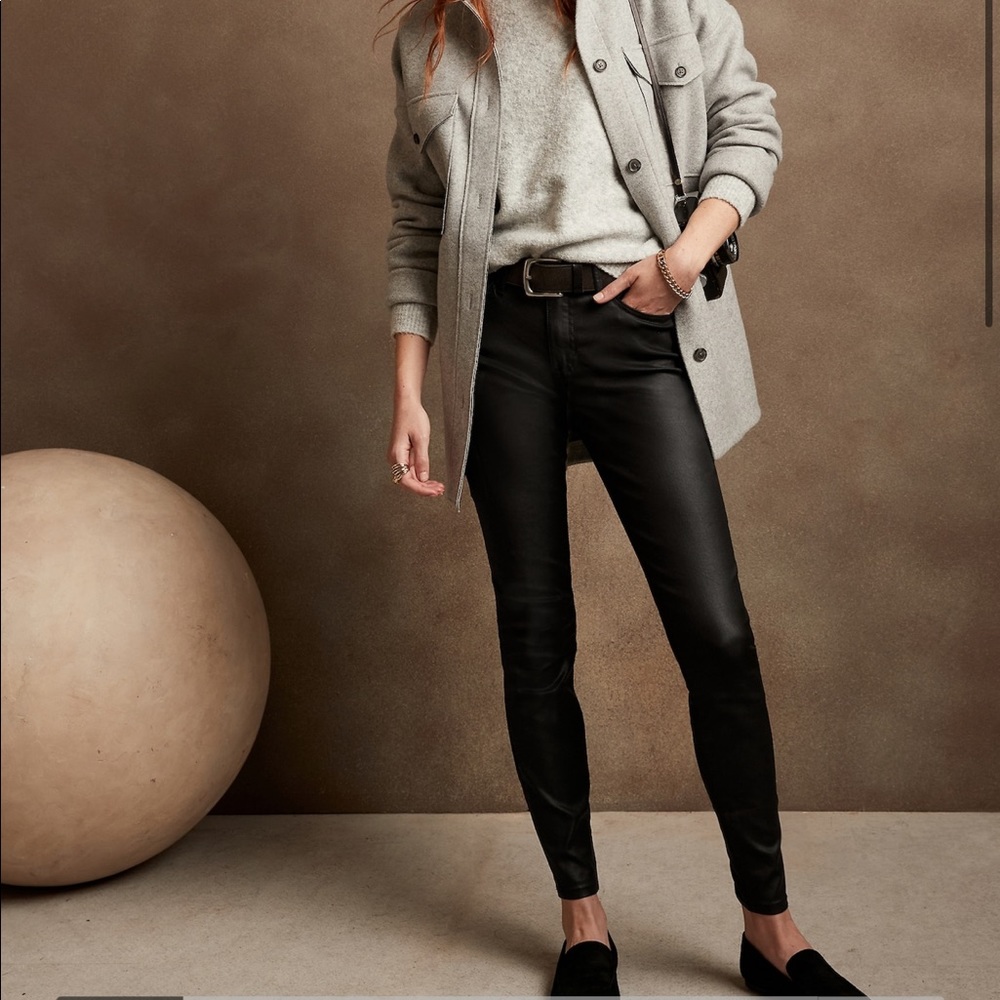 Banana Republic Black Mid-Rise Coated Skinny Jean{NWOT}